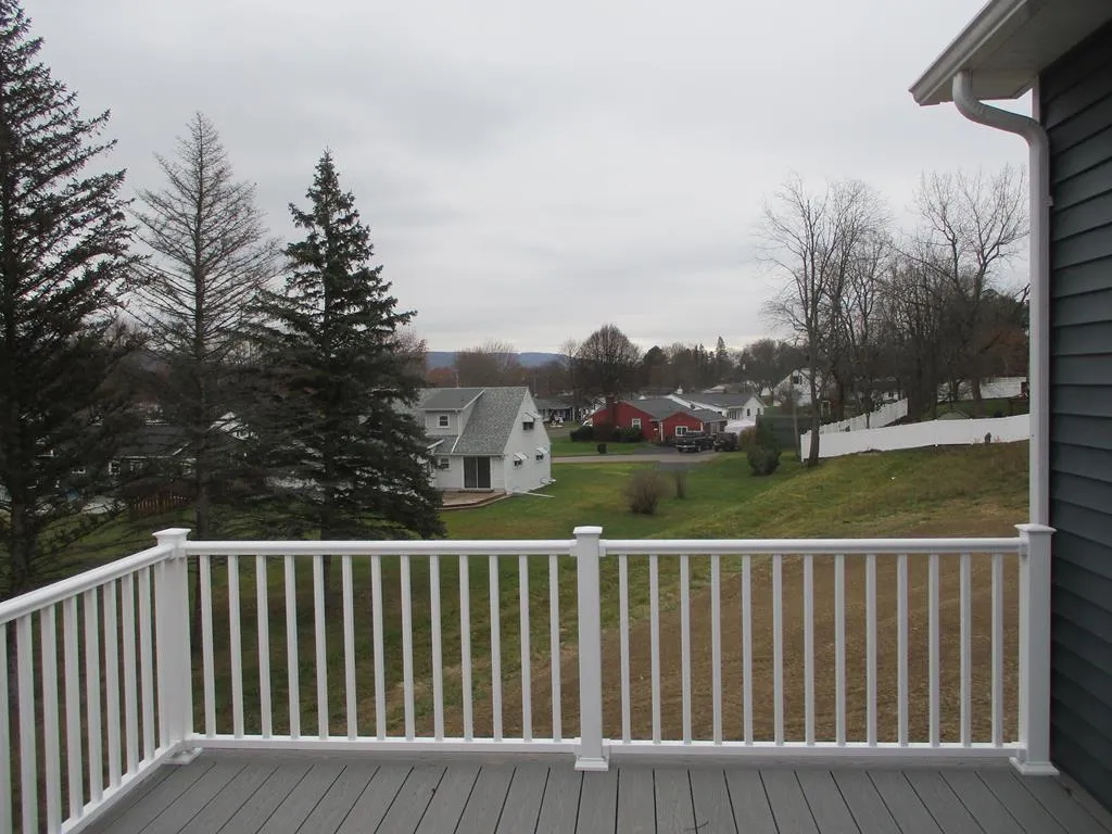 6 Royal Court, Horseheads, New York 14845, Horseheads, New York 14845, 3 Bedrooms Bedrooms, 8 Rooms Rooms,2 BathroomsBathrooms,Residential,Closed,6 Royal Court, Horseheads, New York 14845,R1613932