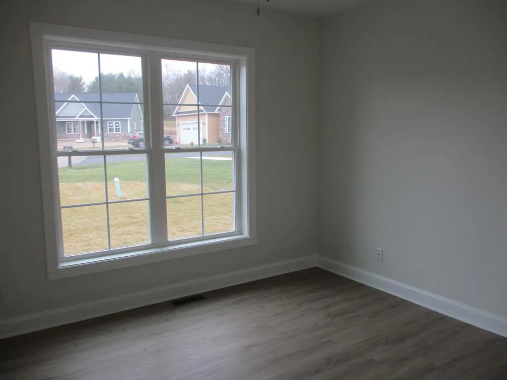 6 Royal Court, Horseheads, New York 14845, Horseheads, New York 14845, 3 Bedrooms Bedrooms, 8 Rooms Rooms,2 BathroomsBathrooms,Residential,Closed,6 Royal Court, Horseheads, New York 14845,R1613932