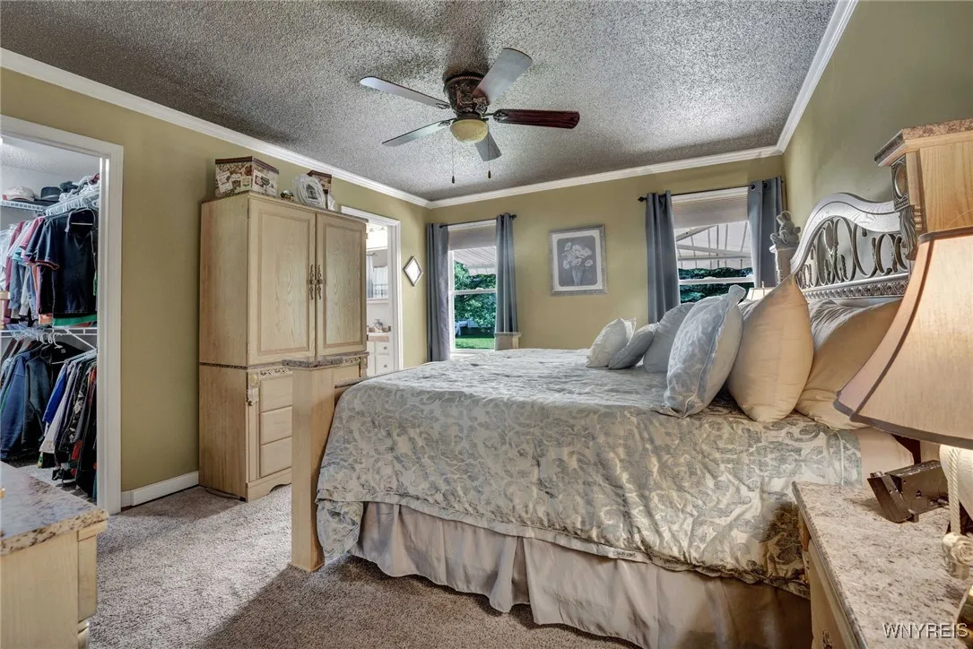 35 Glenfield Drive, West Seneca, New York 14224, West Seneca, New York 14224, 3 Bedrooms Bedrooms, 6 Rooms Rooms,2 BathroomsBathrooms,Residential,Closed,35 Glenfield Drive, West Seneca, New York 14224,0,B1613960