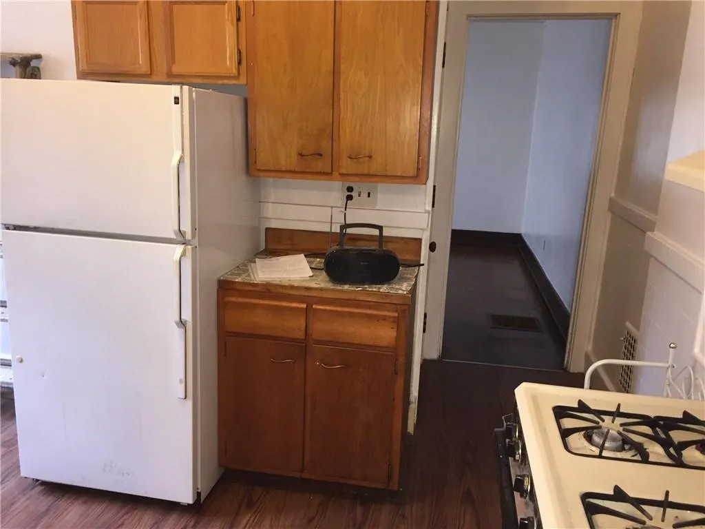 1420-1426 Lake Avenue, Rochester, New York 14615, Rochester, New York 14615, 6 Bedrooms Bedrooms, ,5 BathroomsBathrooms,Residential,Closed,1420-1426 Lake Avenue, Rochester, New York 14615,0,R1613935