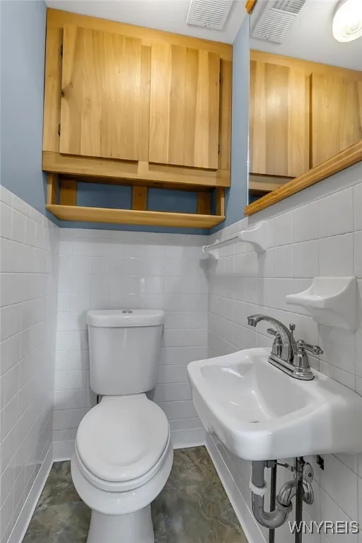 96 Knox Avenue, Buffalo, New York 14216, Buffalo, New York 14216, 3 Bedrooms Bedrooms, 8 Rooms Rooms,1 BathroomBathrooms,Residential,Closed,96 Knox Avenue, Buffalo, New York 14216,B1613983