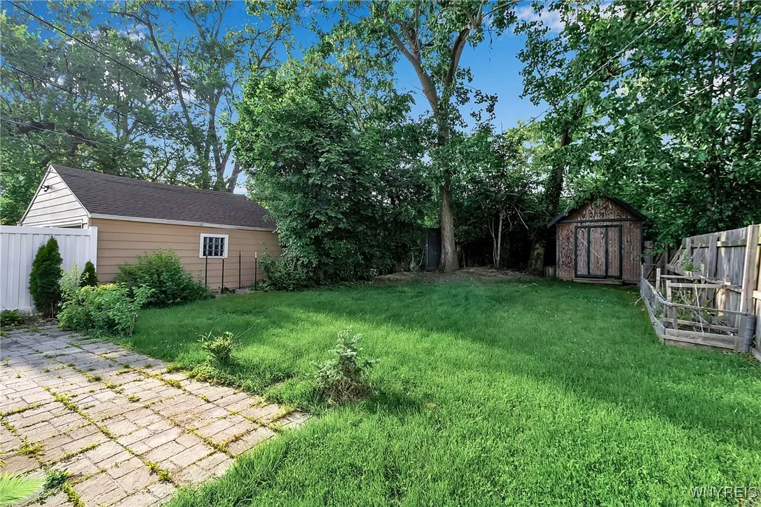 96 Knox Avenue, Buffalo, New York 14216, Buffalo, New York 14216, 3 Bedrooms Bedrooms, 8 Rooms Rooms,1 BathroomBathrooms,Residential,Closed,96 Knox Avenue, Buffalo, New York 14216,B1613983