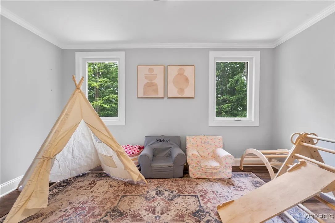 2nd floor landing