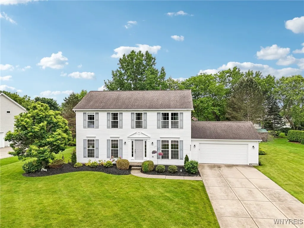 9377 Juniper Place, Clarence, New York 14032, Clarence, New York 14032, 4 Bedrooms Bedrooms, 8 Rooms Rooms,2 BathroomsBathrooms,Residential,Closed,9377 Juniper Place, Clarence, New York 14032,B1610766