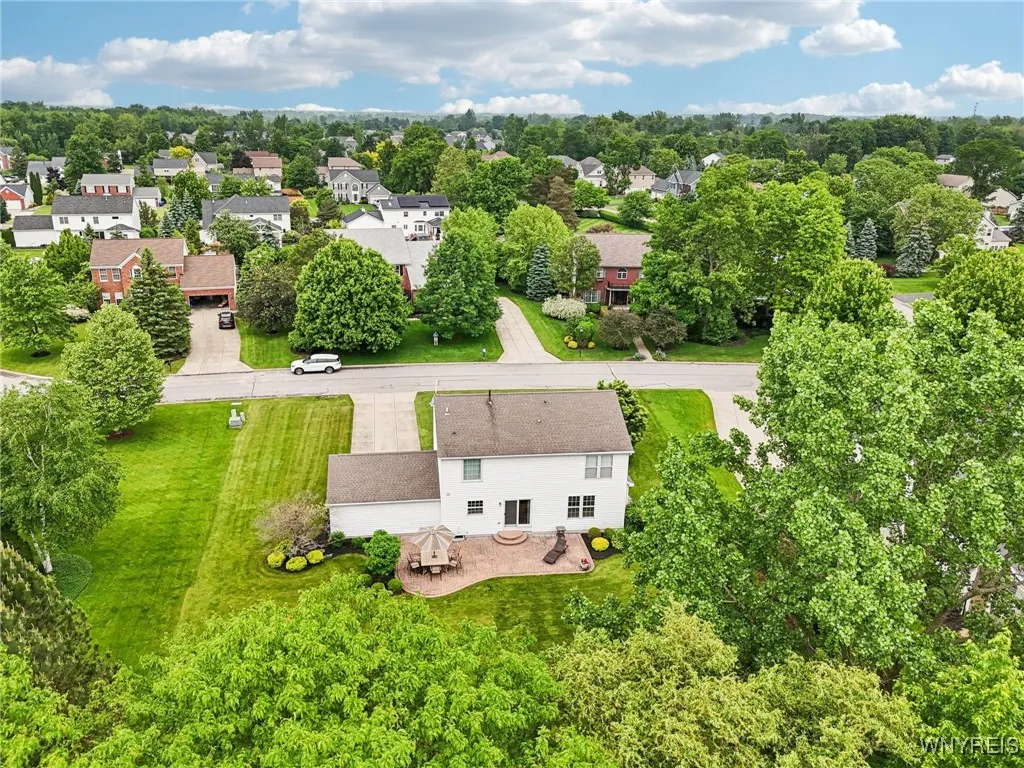 9377 Juniper Place, Clarence, New York 14032, Clarence, New York 14032, 4 Bedrooms Bedrooms, 8 Rooms Rooms,2 BathroomsBathrooms,Residential,Closed,9377 Juniper Place, Clarence, New York 14032,B1610766