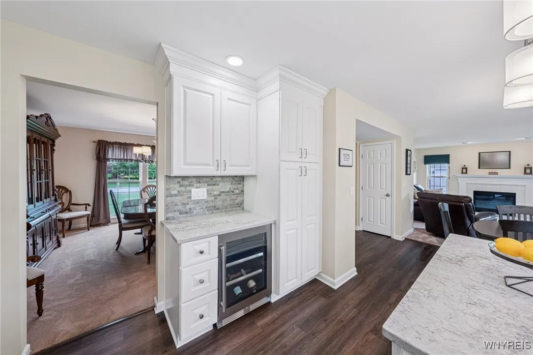 9377 Juniper Place, Clarence, New York 14032, Clarence, New York 14032, 4 Bedrooms Bedrooms, 8 Rooms Rooms,2 BathroomsBathrooms,Residential,Closed,9377 Juniper Place, Clarence, New York 14032,B1610766