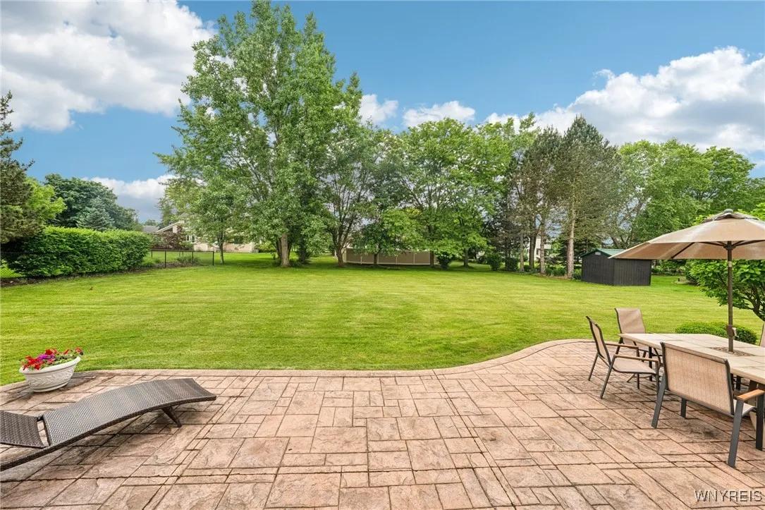 9377 Juniper Place, Clarence, New York 14032, Clarence, New York 14032, 4 Bedrooms Bedrooms, 8 Rooms Rooms,2 BathroomsBathrooms,Residential,Closed,9377 Juniper Place, Clarence, New York 14032,B1610766