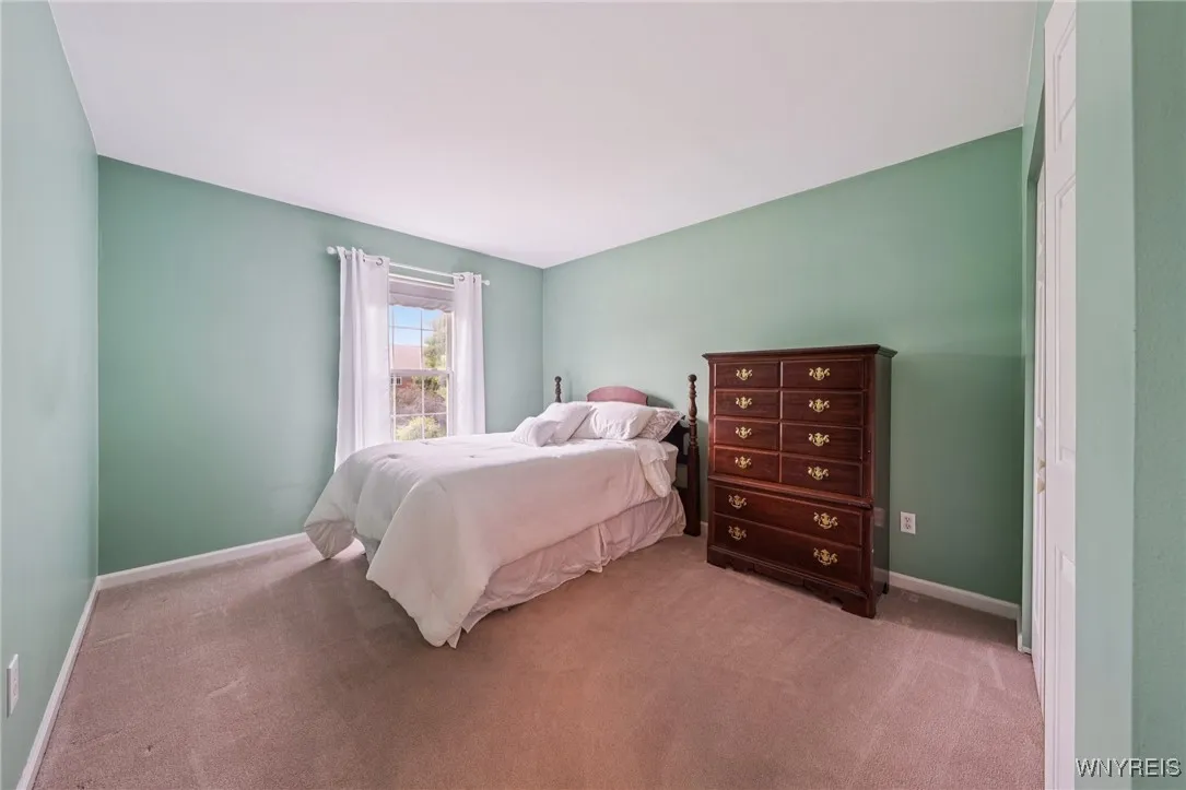 9377 Juniper Place, Clarence, New York 14032, Clarence, New York 14032, 4 Bedrooms Bedrooms, 8 Rooms Rooms,2 BathroomsBathrooms,Residential,Closed,9377 Juniper Place, Clarence, New York 14032,B1610766
