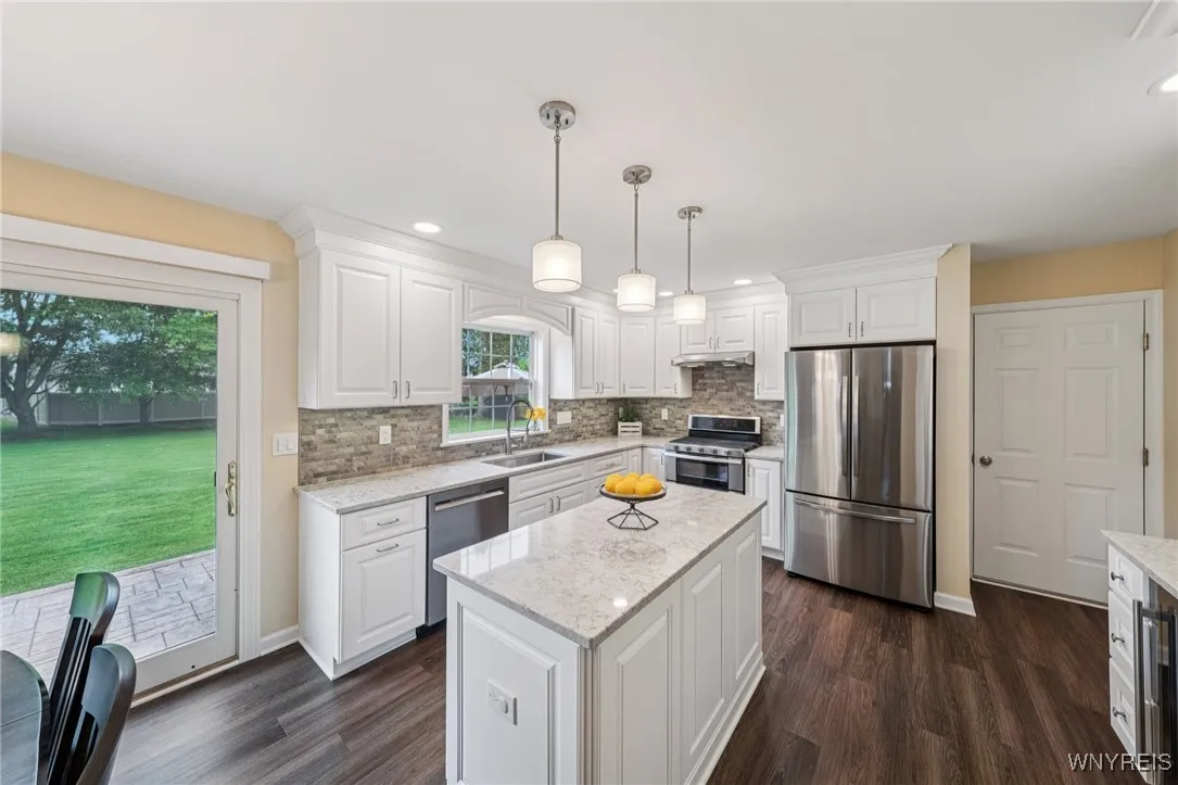 9377 Juniper Place, Clarence, New York 14032, Clarence, New York 14032, 4 Bedrooms Bedrooms, 8 Rooms Rooms,2 BathroomsBathrooms,Residential,Closed,9377 Juniper Place, Clarence, New York 14032,B1610766