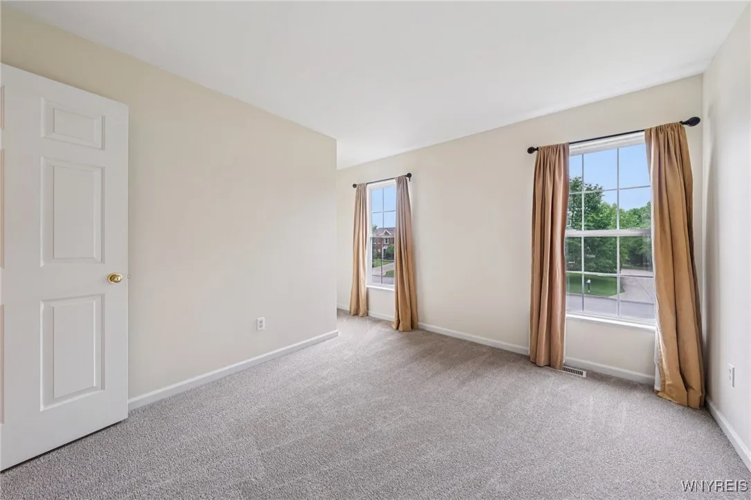 9377 Juniper Place, Clarence, New York 14032, Clarence, New York 14032, 4 Bedrooms Bedrooms, 8 Rooms Rooms,2 BathroomsBathrooms,Residential,Closed,9377 Juniper Place, Clarence, New York 14032,B1610766