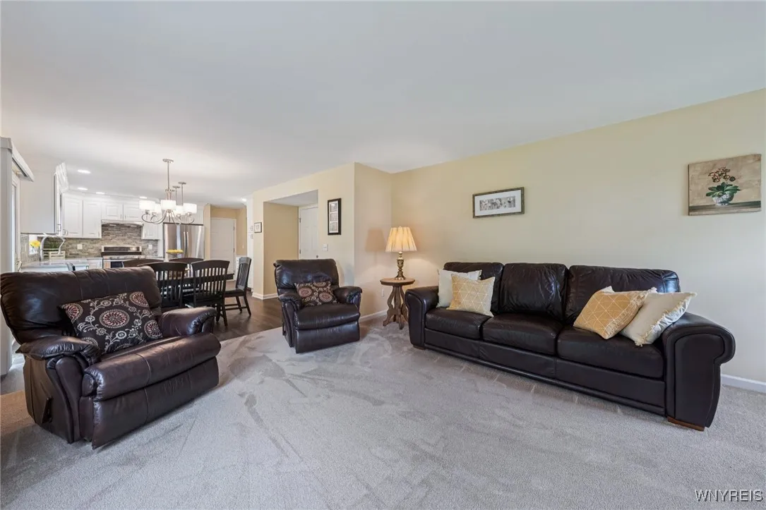 9377 Juniper Place, Clarence, New York 14032, Clarence, New York 14032, 4 Bedrooms Bedrooms, 8 Rooms Rooms,2 BathroomsBathrooms,Residential,Closed,9377 Juniper Place, Clarence, New York 14032,B1610766