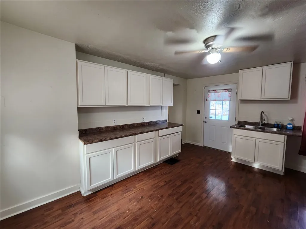 71 Hopkins Street, Mount Morris, New York 14510, Mt Morris, New York 14510, 2 Bedrooms Bedrooms, 5 Rooms Rooms,1 BathroomBathrooms,Residential,Closed,71 Hopkins Street, Mount Morris, New York 14510,0,R1612242
