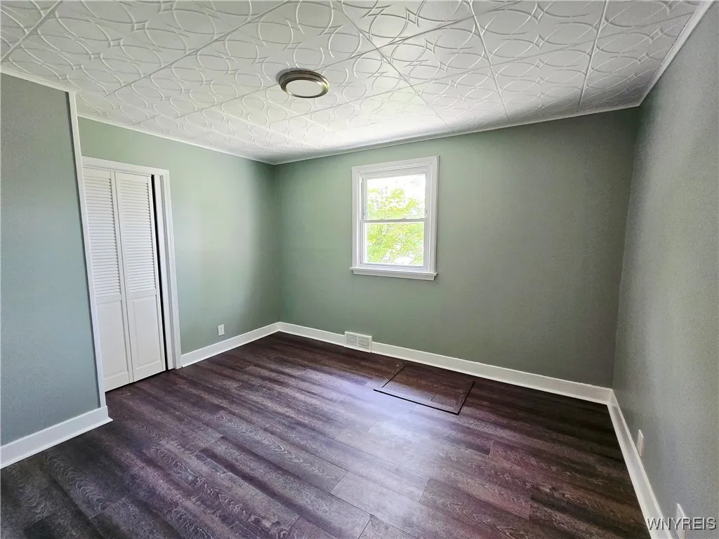 117 Ralston Avenue, Tonawanda-town, New York 14217, Tonawanda, New York 14217, 3 Bedrooms Bedrooms, 9 Rooms Rooms,1 BathroomBathrooms,Residential,Closed,117 Ralston Avenue, Tonawanda-town, New York 14217,B1614055