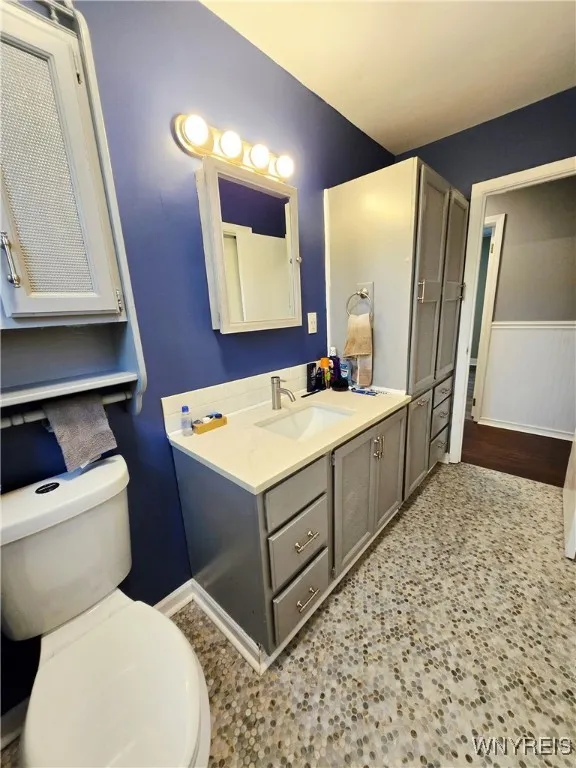 117 Ralston Avenue, Tonawanda-town, New York 14217, Tonawanda, New York 14217, 3 Bedrooms Bedrooms, 9 Rooms Rooms,1 BathroomBathrooms,Residential,Closed,117 Ralston Avenue, Tonawanda-town, New York 14217,B1614055