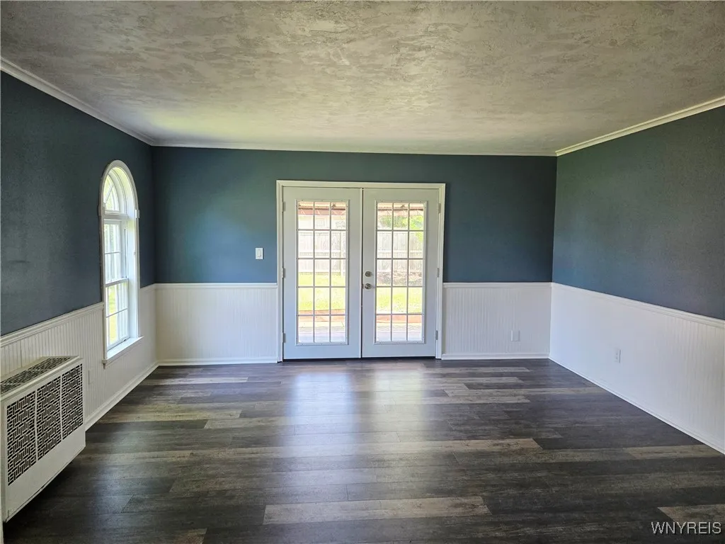 117 Ralston Avenue, Tonawanda-town, New York 14217, Tonawanda, New York 14217, 3 Bedrooms Bedrooms, 9 Rooms Rooms,1 BathroomBathrooms,Residential,Closed,117 Ralston Avenue, Tonawanda-town, New York 14217,B1614055