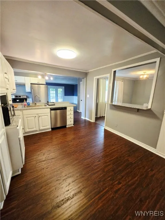 117 Ralston Avenue, Tonawanda-town, New York 14217, Tonawanda, New York 14217, 3 Bedrooms Bedrooms, 9 Rooms Rooms,1 BathroomBathrooms,Residential,Closed,117 Ralston Avenue, Tonawanda-town, New York 14217,B1614055
