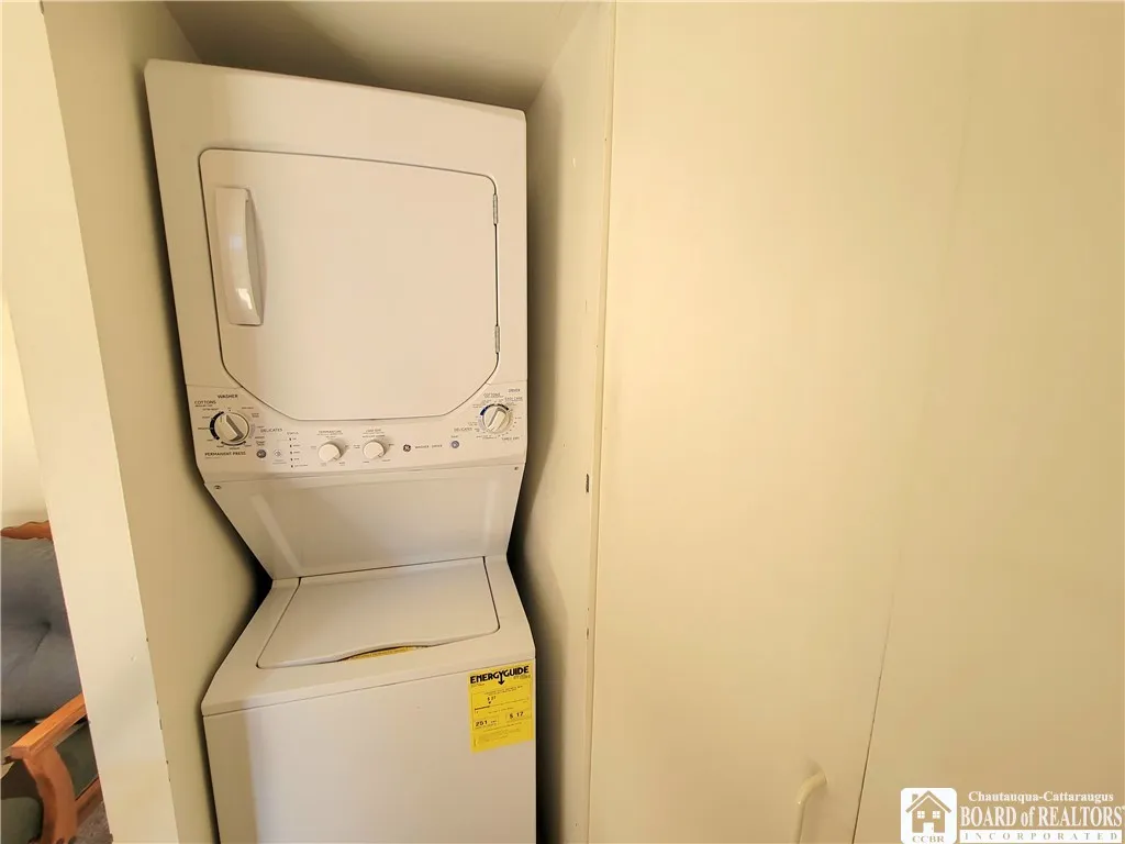 35 Miller Avenue, Chautauqua, New York 14722, Chautauqua, New York 14722, 1 Bedroom Bedrooms, 2 Rooms Rooms,1 BathroomBathrooms,Residential,Closed,35 Miller Avenue, Chautauqua, New York 14722,0,R1613297