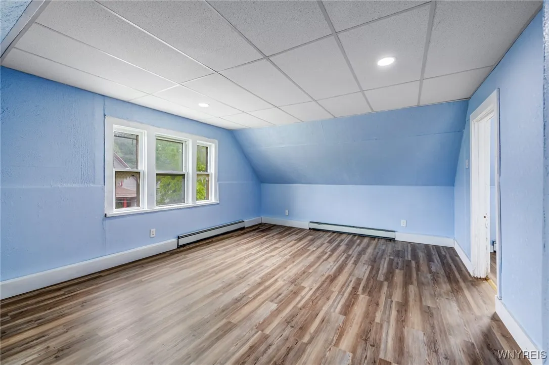 204 Reed Street, Buffalo, New York 14211, Buffalo, New York 14211, 5 Bedrooms Bedrooms, 7 Rooms Rooms,2 BathroomsBathrooms,Residential,Closed,204 Reed Street, Buffalo, New York 14211,0,B1614081