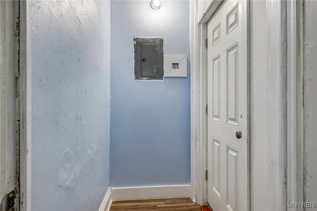204 Reed Street, Buffalo, New York 14211, Buffalo, New York 14211, 5 Bedrooms Bedrooms, 7 Rooms Rooms,2 BathroomsBathrooms,Residential,Closed,204 Reed Street, Buffalo, New York 14211,0,B1614081