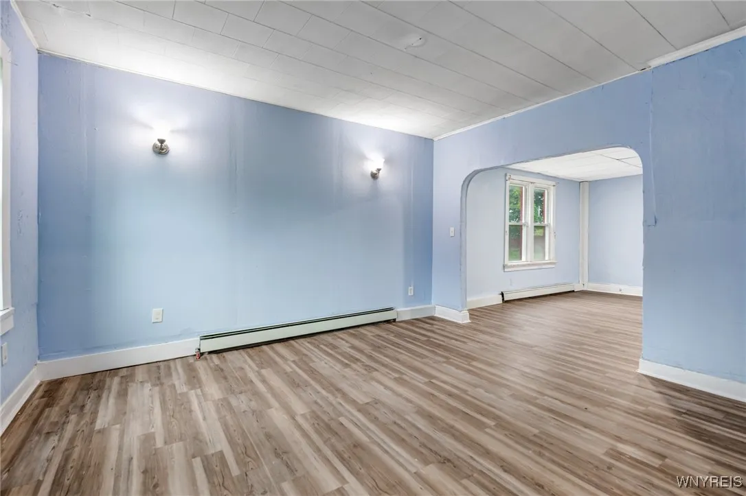 204 Reed Street, Buffalo, New York 14211, Buffalo, New York 14211, 5 Bedrooms Bedrooms, 7 Rooms Rooms,2 BathroomsBathrooms,Residential,Closed,204 Reed Street, Buffalo, New York 14211,0,B1614081
