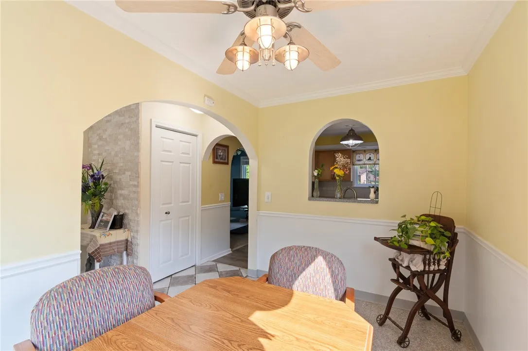 The dining area - right off the kitchen - note the convenient PASS THROUGH!