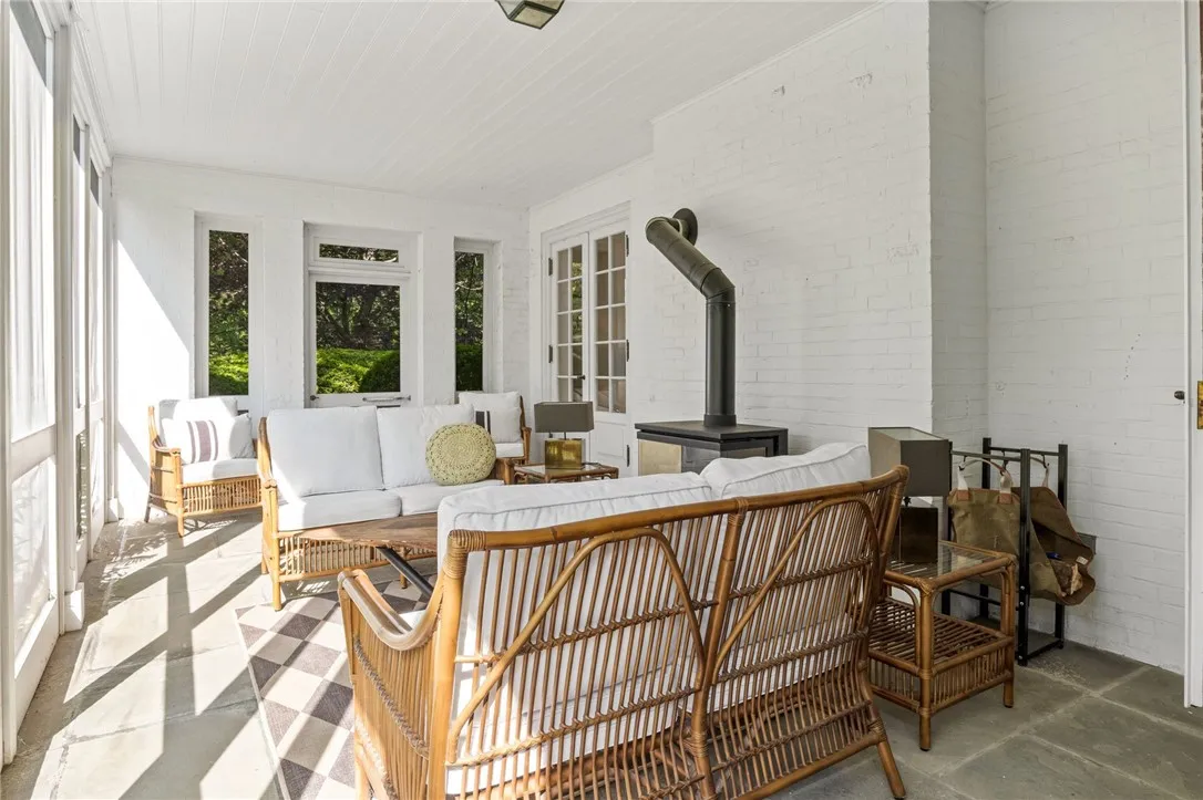 16 Mitchell Road, Pittsford, New York 14534, Pittsford, New York 14534, 6 Bedrooms Bedrooms, 12 Rooms Rooms,4 BathroomsBathrooms,Residential,Closed,16 Mitchell Road, Pittsford, New York 14534,R1609008