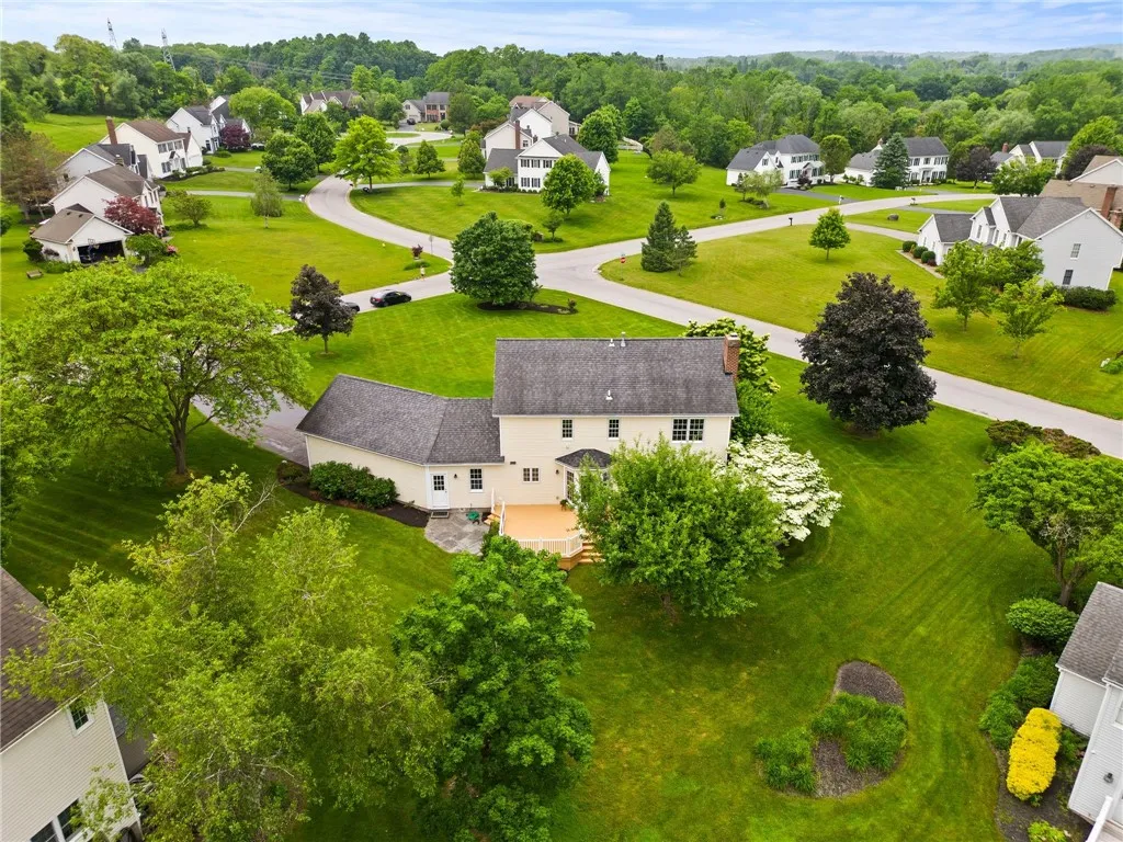 23 Wren Field Lane, Pittsford, New York 14534, Pittsford, New York 14534, 4 Bedrooms Bedrooms, 12 Rooms Rooms,2 BathroomsBathrooms,Residential,Closed,23 Wren Field Lane, Pittsford, New York 14534,R1612288