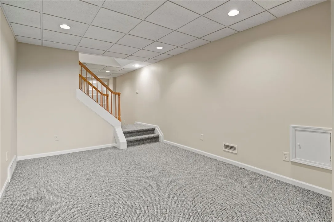 23 Wren Field Lane, Pittsford, New York 14534, Pittsford, New York 14534, 4 Bedrooms Bedrooms, 12 Rooms Rooms,2 BathroomsBathrooms,Residential,Closed,23 Wren Field Lane, Pittsford, New York 14534,R1612288