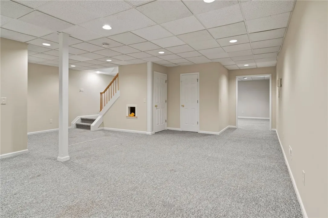23 Wren Field Lane, Pittsford, New York 14534, Pittsford, New York 14534, 4 Bedrooms Bedrooms, 12 Rooms Rooms,2 BathroomsBathrooms,Residential,Closed,23 Wren Field Lane, Pittsford, New York 14534,R1612288