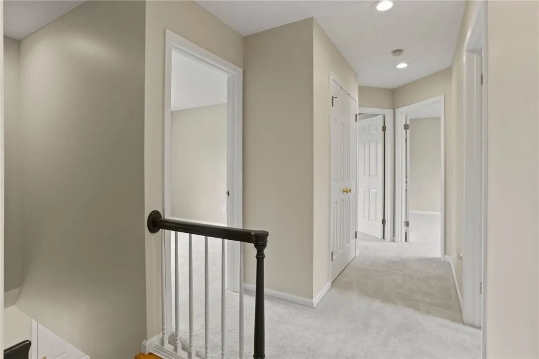 23 Wren Field Lane, Pittsford, New York 14534, Pittsford, New York 14534, 4 Bedrooms Bedrooms, 12 Rooms Rooms,2 BathroomsBathrooms,Residential,Closed,23 Wren Field Lane, Pittsford, New York 14534,R1612288