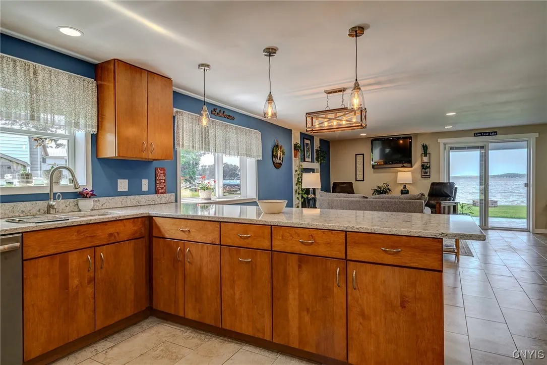 Natural Sunlight graces this home throught the day