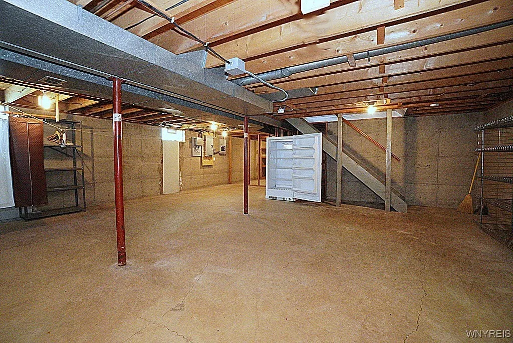 56 Harwood Road, West Seneca, New York 14224, West Seneca, New York 14224, 3 Bedrooms Bedrooms, 7 Rooms Rooms,1 BathroomBathrooms,Residential,Closed,56 Harwood Road, West Seneca, New York 14224,B1613593