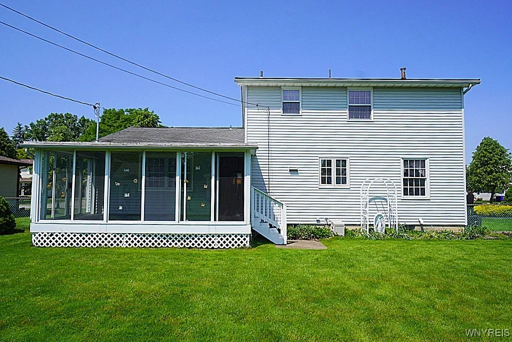 56 Harwood Road, West Seneca, New York 14224, West Seneca, New York 14224, 3 Bedrooms Bedrooms, 7 Rooms Rooms,1 BathroomBathrooms,Residential,Closed,56 Harwood Road, West Seneca, New York 14224,B1613593