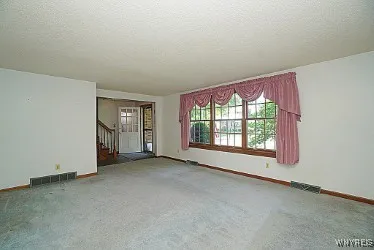 56 Harwood Road, West Seneca, New York 14224, West Seneca, New York 14224, 3 Bedrooms Bedrooms, 7 Rooms Rooms,1 BathroomBathrooms,Residential,Closed,56 Harwood Road, West Seneca, New York 14224,B1613593