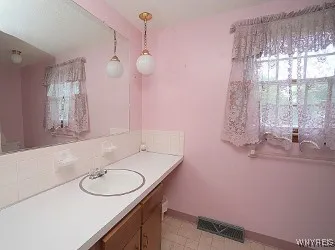 56 Harwood Road, West Seneca, New York 14224, West Seneca, New York 14224, 3 Bedrooms Bedrooms, 7 Rooms Rooms,1 BathroomBathrooms,Residential,Closed,56 Harwood Road, West Seneca, New York 14224,B1613593