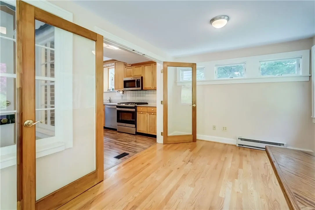 15 Nunda Boulevard, Rochester, New York 14610, Rochester, New York 14610, 3 Bedrooms Bedrooms, 8 Rooms Rooms,2 BathroomsBathrooms,Residential,Closed,15 Nunda Boulevard, Rochester, New York 14610,R1613862