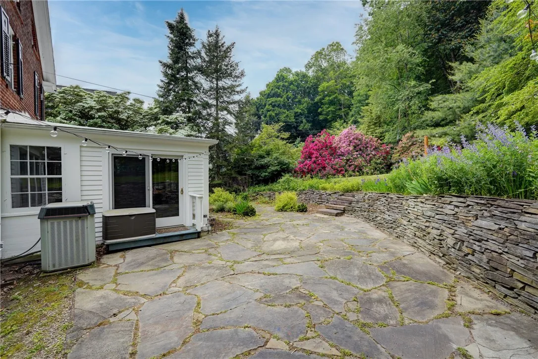 15 Nunda Boulevard, Rochester, New York 14610, Rochester, New York 14610, 3 Bedrooms Bedrooms, 8 Rooms Rooms,2 BathroomsBathrooms,Residential,Closed,15 Nunda Boulevard, Rochester, New York 14610,R1613862