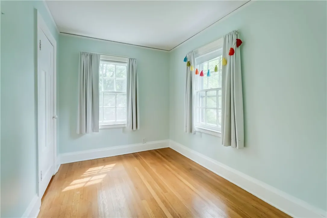 15 Nunda Boulevard, Rochester, New York 14610, Rochester, New York 14610, 3 Bedrooms Bedrooms, 8 Rooms Rooms,2 BathroomsBathrooms,Residential,Closed,15 Nunda Boulevard, Rochester, New York 14610,R1613862