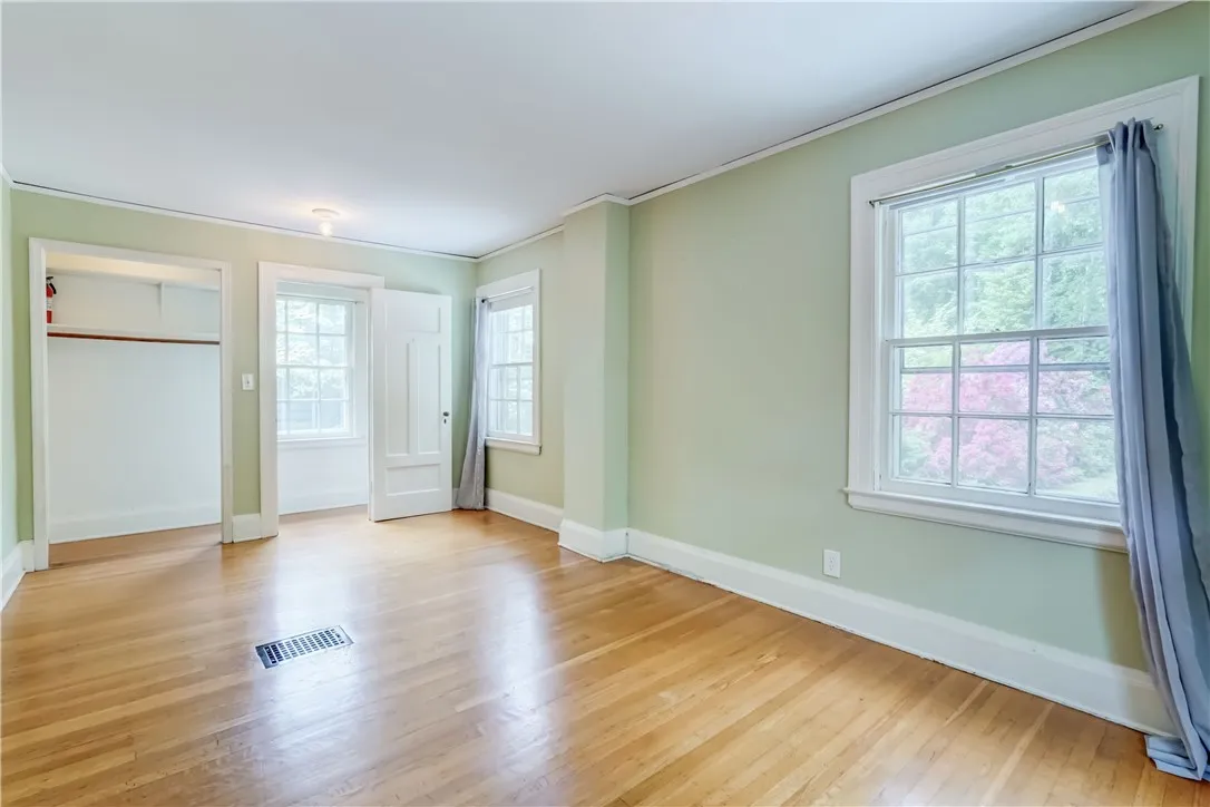 15 Nunda Boulevard, Rochester, New York 14610, Rochester, New York 14610, 3 Bedrooms Bedrooms, 8 Rooms Rooms,2 BathroomsBathrooms,Residential,Closed,15 Nunda Boulevard, Rochester, New York 14610,R1613862