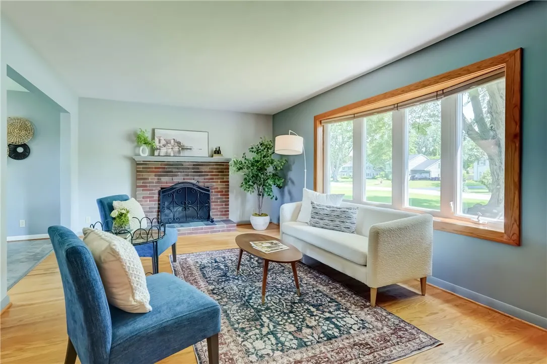 10 Alpine Drive, Penfield, New York 14580, Penfield, New York 14580, 3 Bedrooms Bedrooms, 9 Rooms Rooms,2 BathroomsBathrooms,Residential,Closed,10 Alpine Drive, Penfield, New York 14580,R1611045
