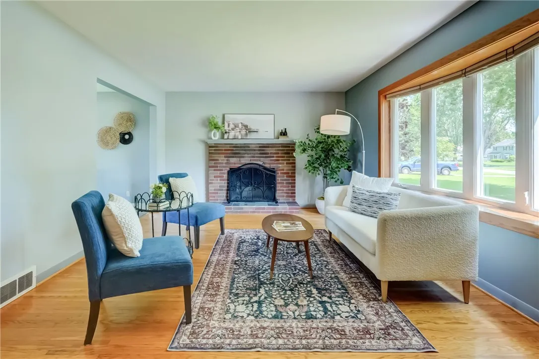 10 Alpine Drive, Penfield, New York 14580, Penfield, New York 14580, 3 Bedrooms Bedrooms, 9 Rooms Rooms,2 BathroomsBathrooms,Residential,Closed,10 Alpine Drive, Penfield, New York 14580,R1611045