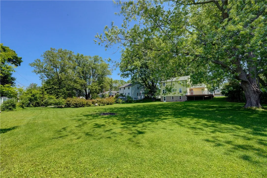 10 Alpine Drive, Penfield, New York 14580, Penfield, New York 14580, 3 Bedrooms Bedrooms, 9 Rooms Rooms,2 BathroomsBathrooms,Residential,Closed,10 Alpine Drive, Penfield, New York 14580,R1611045