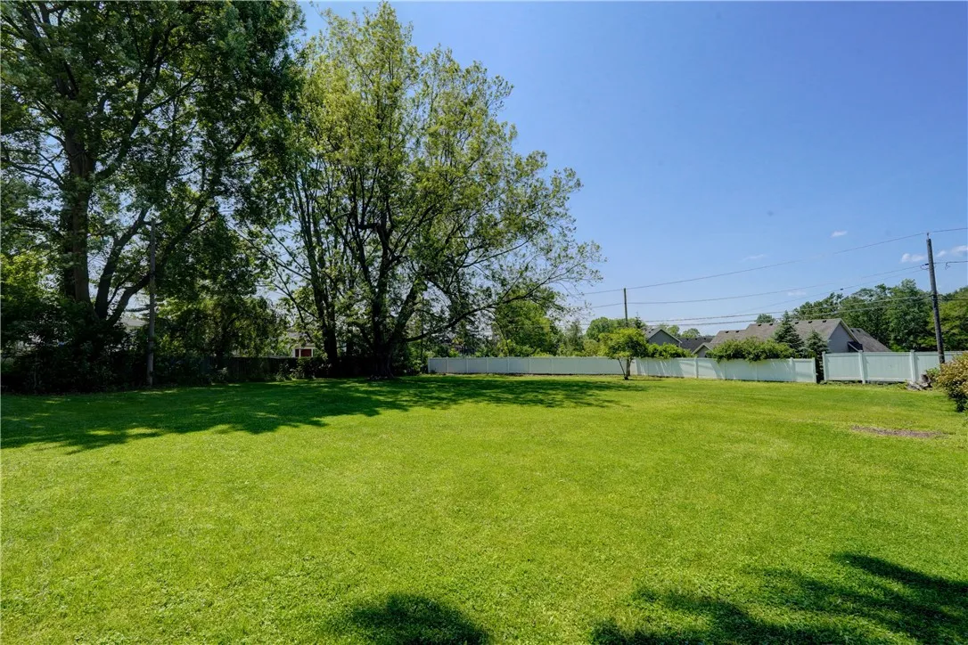 10 Alpine Drive, Penfield, New York 14580, Penfield, New York 14580, 3 Bedrooms Bedrooms, 9 Rooms Rooms,2 BathroomsBathrooms,Residential,Closed,10 Alpine Drive, Penfield, New York 14580,R1611045