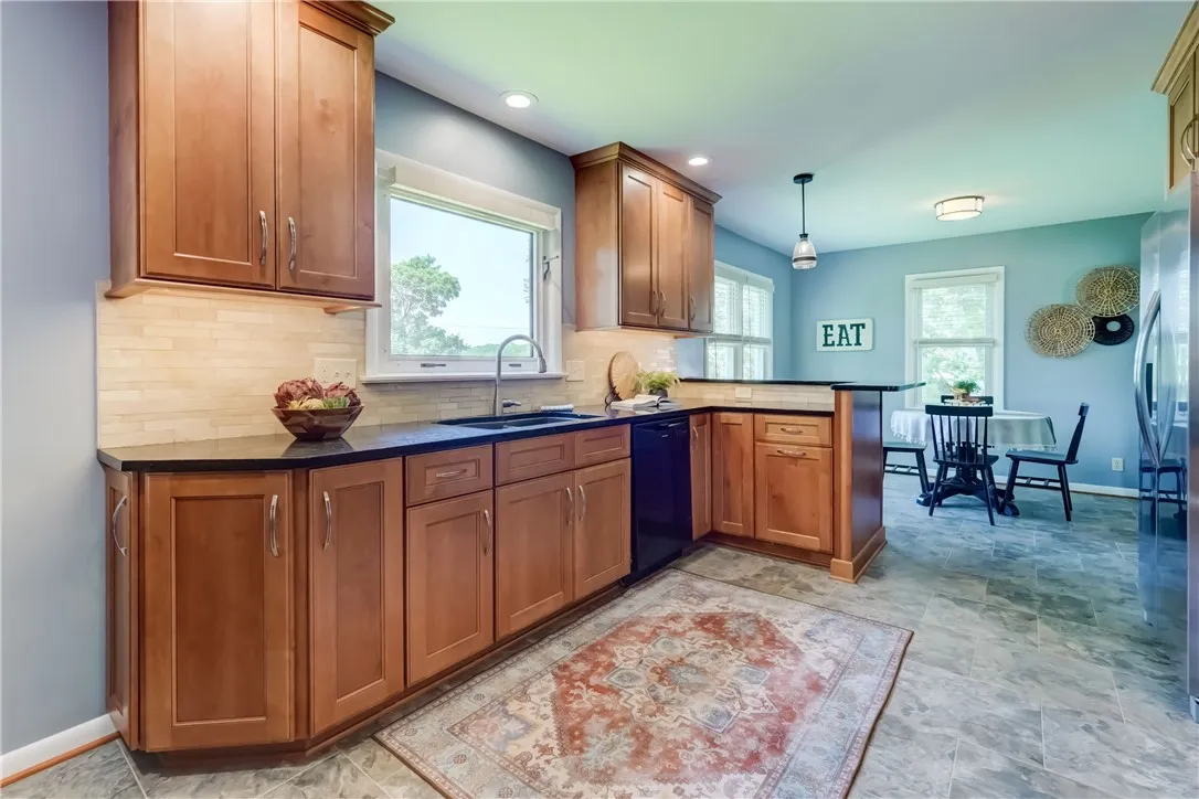 10 Alpine Drive, Penfield, New York 14580, Penfield, New York 14580, 3 Bedrooms Bedrooms, 9 Rooms Rooms,2 BathroomsBathrooms,Residential,Closed,10 Alpine Drive, Penfield, New York 14580,R1611045