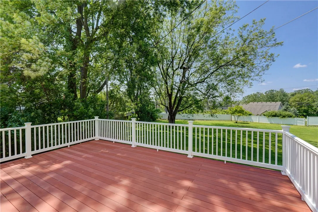 10 Alpine Drive, Penfield, New York 14580, Penfield, New York 14580, 3 Bedrooms Bedrooms, 9 Rooms Rooms,2 BathroomsBathrooms,Residential,Closed,10 Alpine Drive, Penfield, New York 14580,R1611045