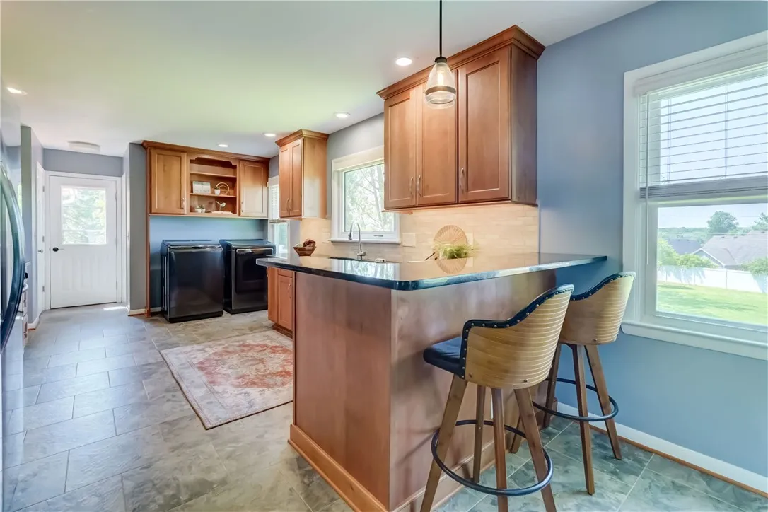 10 Alpine Drive, Penfield, New York 14580, Penfield, New York 14580, 3 Bedrooms Bedrooms, 9 Rooms Rooms,2 BathroomsBathrooms,Residential,Closed,10 Alpine Drive, Penfield, New York 14580,R1611045