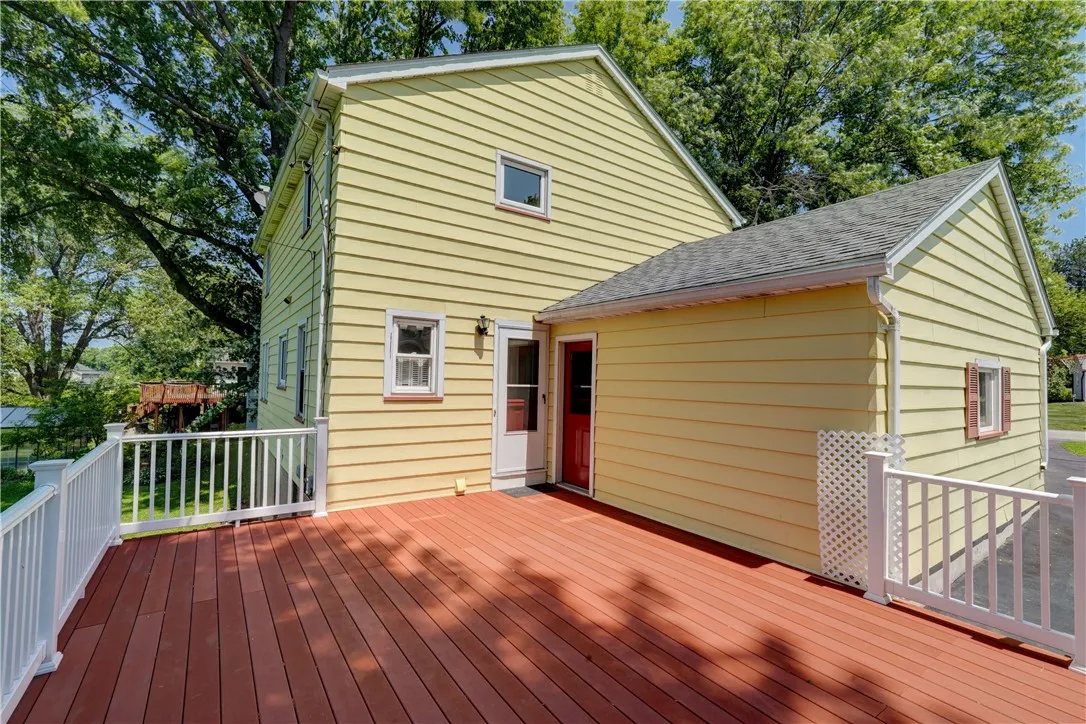 10 Alpine Drive, Penfield, New York 14580, Penfield, New York 14580, 3 Bedrooms Bedrooms, 9 Rooms Rooms,2 BathroomsBathrooms,Residential,Closed,10 Alpine Drive, Penfield, New York 14580,R1611045