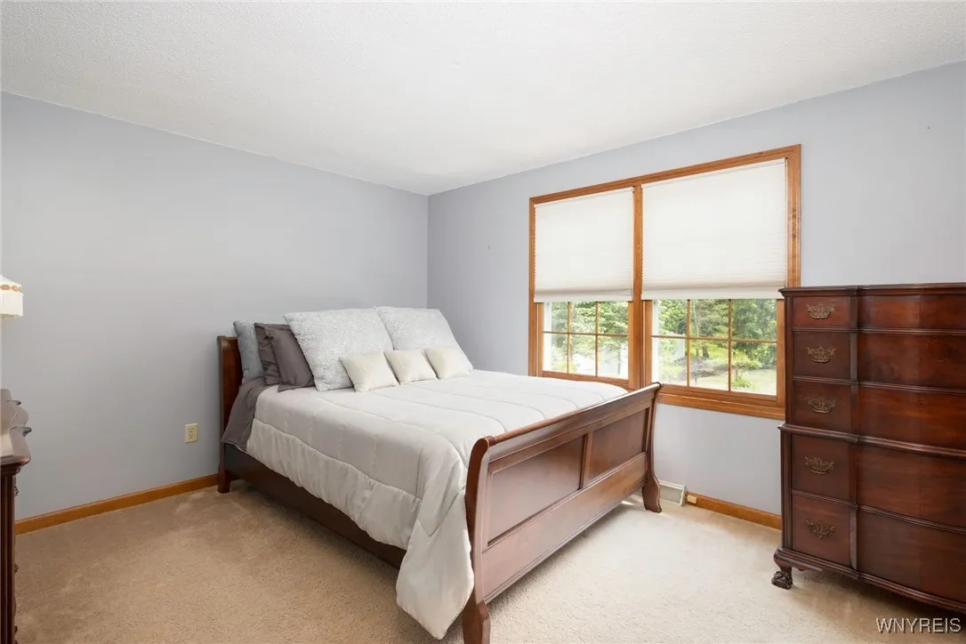 55 Curley Drive, Orchard Park, New York 14127, Orchard Park, New York 14127, 4 Bedrooms Bedrooms, 12 Rooms Rooms,2 BathroomsBathrooms,Residential,Closed,55 Curley Drive, Orchard Park, New York 14127,B1609286