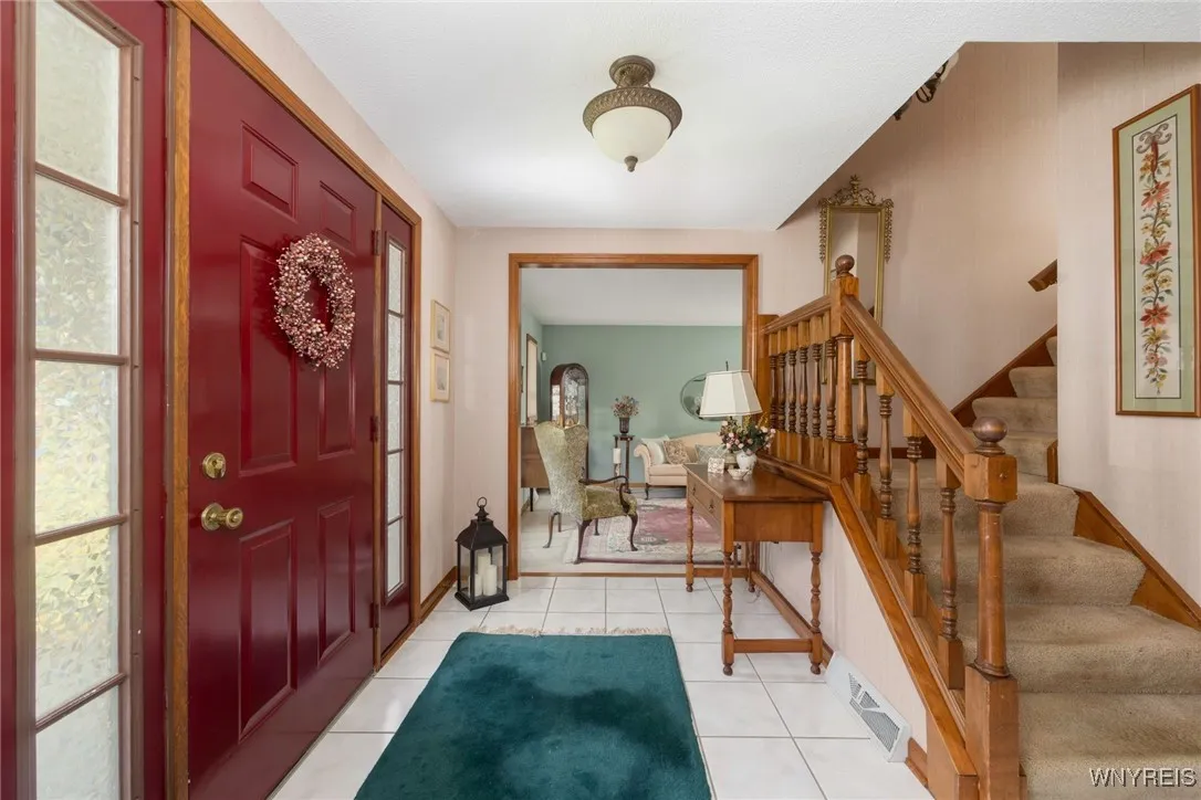 55 Curley Drive, Orchard Park, New York 14127, Orchard Park, New York 14127, 4 Bedrooms Bedrooms, 12 Rooms Rooms,2 BathroomsBathrooms,Residential,Closed,55 Curley Drive, Orchard Park, New York 14127,B1609286