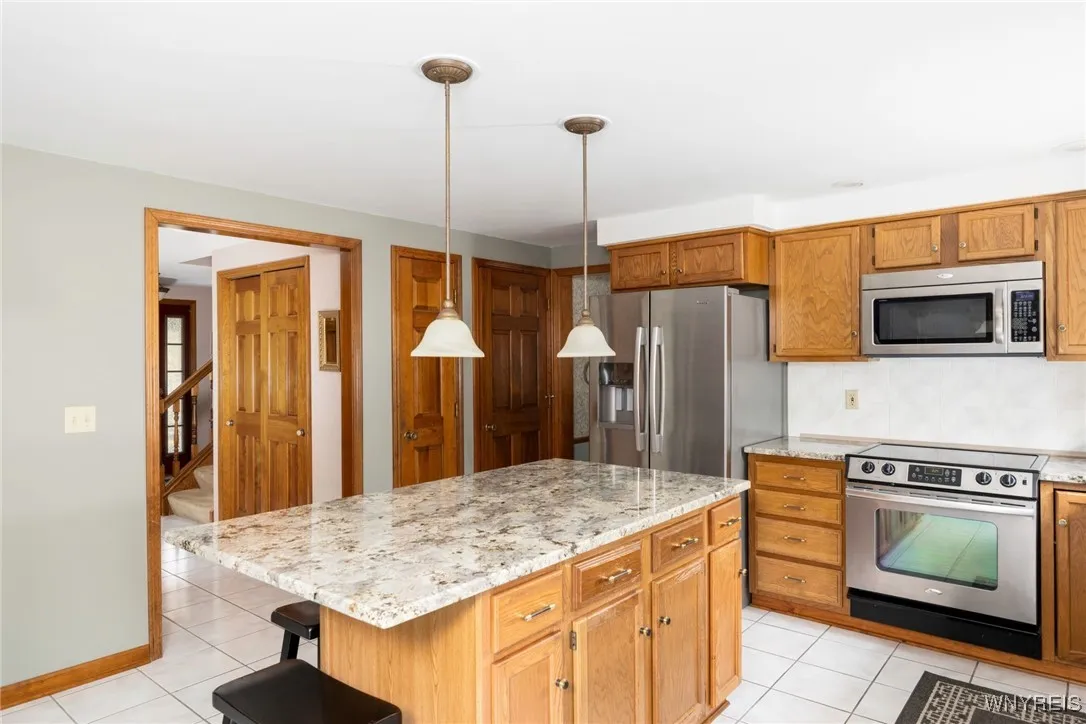 55 Curley Drive, Orchard Park, New York 14127, Orchard Park, New York 14127, 4 Bedrooms Bedrooms, 12 Rooms Rooms,2 BathroomsBathrooms,Residential,Closed,55 Curley Drive, Orchard Park, New York 14127,B1609286